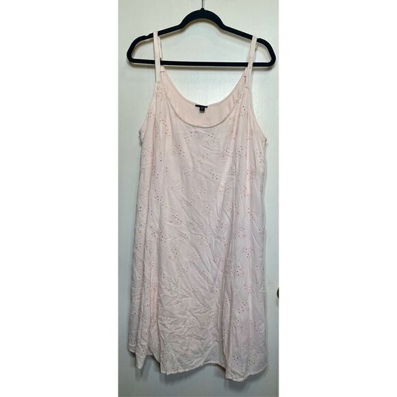 Torrid Trapeze Cami Dress - Eyelet Crepe Light Pink size 2X NWT - Picture 4 of 16